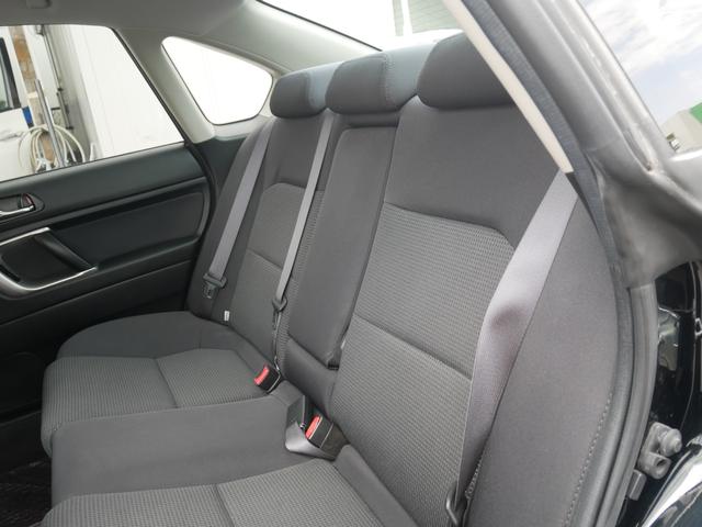 2.0GTスペックB 1年保証付 6速MT 後期型 SI-DRIVE 禁煙車 ブースト計 ステアスイッチ 6連奏CD ETC オートエアコン キーレス 電動格納ウィンカーミラー ローダウン HID フォグ 純正18AW(62枚目)