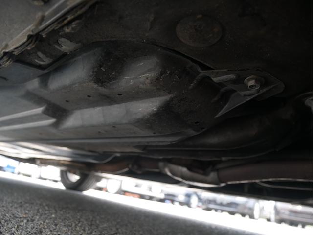 レガシィＢ４ ２．０ＧＴスペックＢ　６速ＭＴ　ＨＤＤナビ　ＤＶＤ再生　ＨＩＤ　ＥＴＣ　パワーシート　ＳＩ－ＤＲＩＶＥ　キーレス　フォグ　ＲＡＩＳ１８インチアルミ　オートエアコン　ステアリングスイッチ　ＨＫＧマフラー　１年保証付（60枚目）