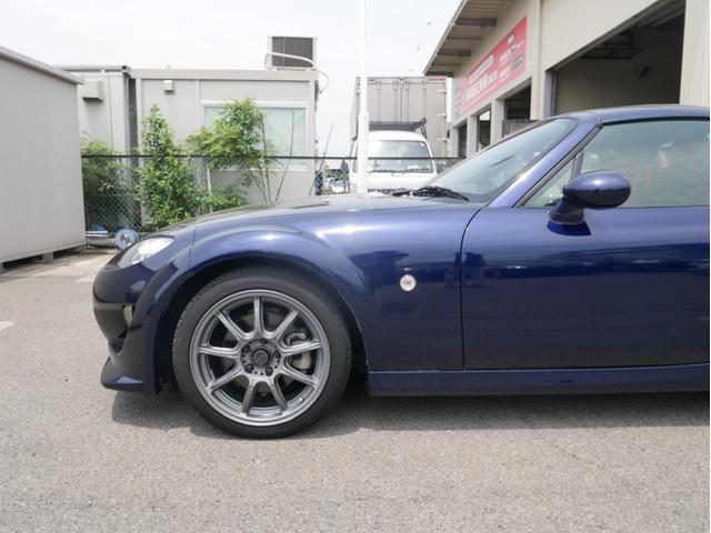 ロードスター ＲＳ　ＲＨＴ　６速ＭＴ　ＨＤＤナビ　アドバンストキー　フルセグ　ＤＶＤ再生　オートエアコン　ＥＴＣ　ＴＥＩＮ車高調　ロッソモデロマフラー　グラムライツ１７ＡＷ　ＬＡＩＬＥタワーバー　ＡｕＴＯＥｘｅバンパー　１年保証（55枚目）