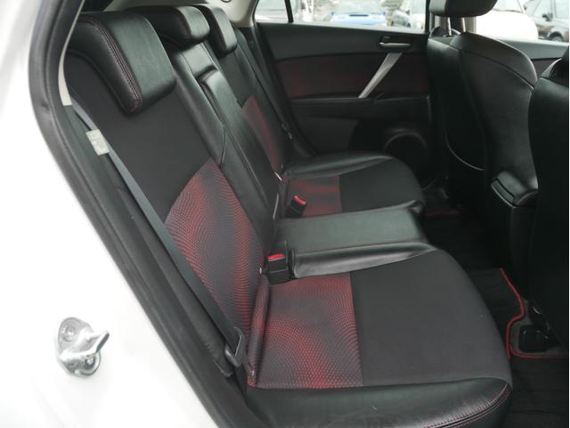 マツダスピードアクセラ ベースグレード　６速ＭＴ　ターボ　半革パワーシート　禁煙車　ＨＤＤナビ　地デジ　ＥＴＣ　アドバンストキー　ＨＩＤ　ウィンカーミラー　オートエアコン　ＢＯＳＥサウンド　サイドエアバック　１８ＡＷ　１年保証付（14枚目）