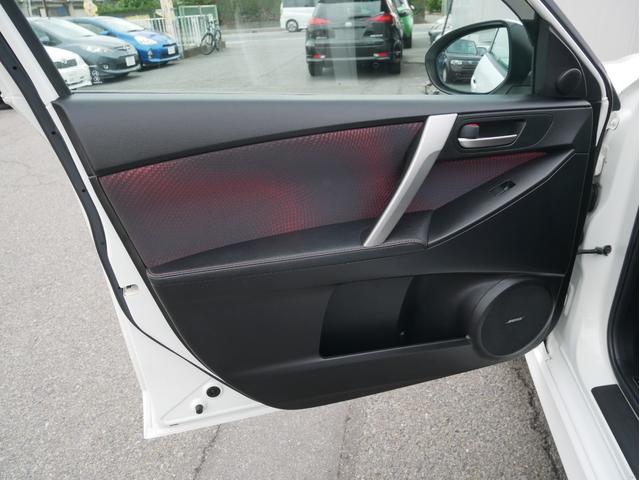 マツダスピードアクセラ ベースグレード　６速ＭＴ　ターボ　半革パワーシート　禁煙車　ＨＤＤナビ　地デジ　ＥＴＣ　アドバンストキー　ＨＩＤ　ウィンカーミラー　オートエアコン　ＢＯＳＥサウンド　サイドエアバック　１８ＡＷ　１年保証付（78枚目）