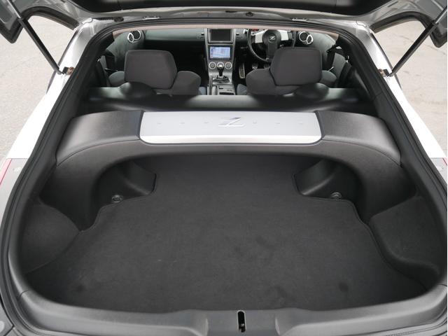 フェアレディＺ ベースグレード　６速ＭＴ　ＣＢＡ－Ｚ３３　ＴＥＩＮ車高調　ＦＫＧマフラー　ＶＯＬＫ１９ＡＷ　ＳＤナビ　フルセグ　　Ｂｌｕｅｔｏｏｔｈ　バックカメラ　ＥＴＣ　ＨＩＤ　キーレス　電動格納ミラー　エアロ　チルトハンドル（15枚目）