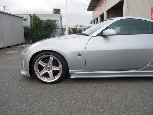 フェアレディＺ ベースグレード　６速ＭＴ　ＣＢＡ－Ｚ３３　ＴＥＩＮ車高調　ＦＫＧマフラー　ＶＯＬＫ１９ＡＷ　ＳＤナビ　フルセグ　　Ｂｌｕｅｔｏｏｔｈ　バックカメラ　ＥＴＣ　ＨＩＤ　キーレス　電動格納ミラー　エアロ　チルトハンドル（24枚目）