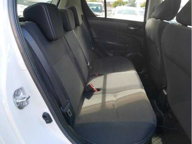 スイフト ＲＳ　５速ＭＴ　後期型　クルコン　ＳＤナビ　Ｂｌｕｅｔｏｏｔｈ・フルセグ　バックカメラ　プッシュスタート＆スマートキー　ＥＴＣ　ウィンカーミラー　ＨＩＤ　フォグランプ　オートエアコン　１年保証付（16枚目）