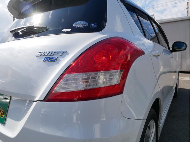 スイフト ＲＳ　５速ＭＴ　後期型　クルコン　ＳＤナビ　Ｂｌｕｅｔｏｏｔｈ・フルセグ　バックカメラ　プッシュスタート＆スマートキー　ＥＴＣ　ウィンカーミラー　ＨＩＤ　フォグランプ　オートエアコン　１年保証付（45枚目）