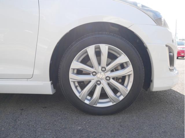 スイフト ＲＳ　５速ＭＴ　後期型　クルコン　ＳＤナビ　Ｂｌｕｅｔｏｏｔｈ・フルセグ　バックカメラ　プッシュスタート＆スマートキー　ＥＴＣ　ウィンカーミラー　ＨＩＤ　フォグランプ　オートエアコン　１年保証付（52枚目）