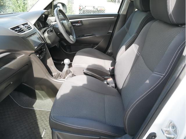 スイフト ＲＳ　５速ＭＴ　後期型　クルコン　ＳＤナビ　Ｂｌｕｅｔｏｏｔｈ・フルセグ　バックカメラ　プッシュスタート＆スマートキー　ＥＴＣ　ウィンカーミラー　ＨＩＤ　フォグランプ　オートエアコン　１年保証付（70枚目）