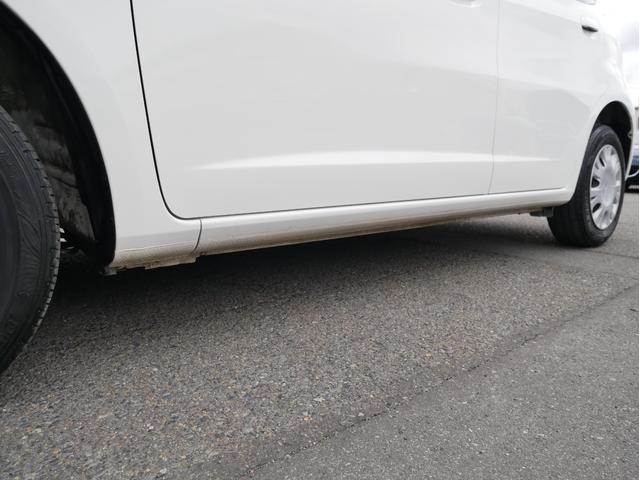 フィット G 5速MT 27014KM キーレス 電動ミラー ライトレベライザー サイドバイザー パワステ パワーウィンドウ Wエアバック ABS タイミングチェーン 1年保証付(45枚目)