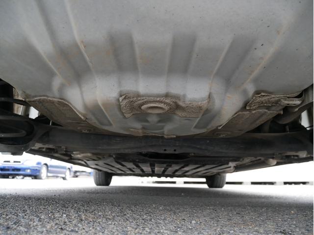 フィット G 5速MT 27014KM キーレス 電動ミラー ライトレベライザー サイドバイザー パワステ パワーウィンドウ Wエアバック ABS タイミングチェーン 1年保証付(53枚目)