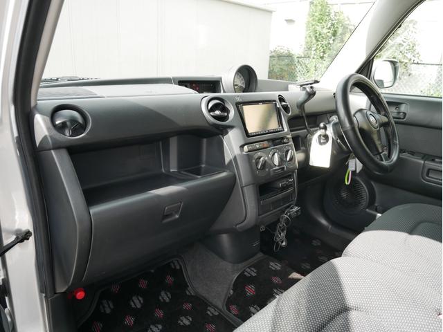 TOYOTA bB Z X VERSION