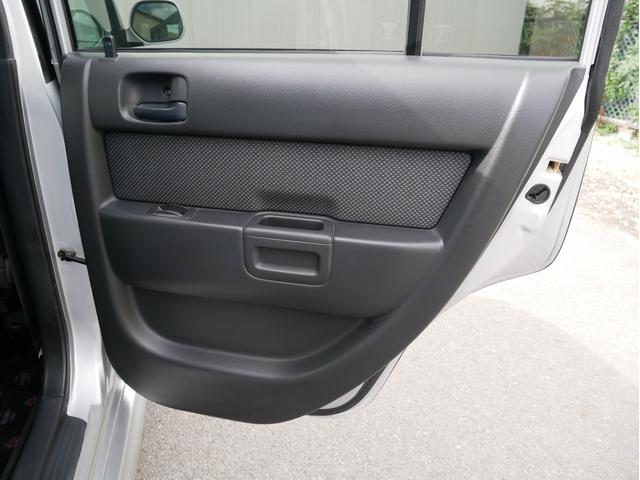 TOYOTA bB Z X VERSION