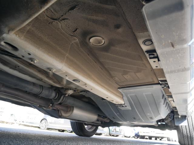 CR-V ZXi 4WD 衝突軽減ブレーキ サンルーフ 革パワーシート HDDナビ バックカメラ ETC レーダークルーズ シートヒーター HID フォグ オートエアコン スマートキー サイドSRS 1年保証付(61枚目)