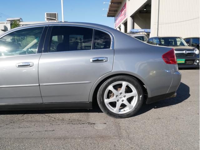 スカイライン 350GT 6速MT タイミングチェーン メモリーナビ DVD再生 ワンセグ ETC 純正17AW 電格ミラー オートライトHID チルトハンドル オートエアコン Wエアバック ABS トランクスルー(25枚目)