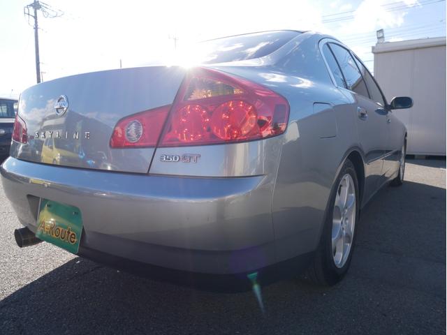 スカイライン 350GT 6速MT タイミングチェーン メモリーナビ DVD再生 ワンセグ ETC 純正17AW 電格ミラー オートライトHID チルトハンドル オートエアコン Wエアバック ABS トランクスルー(40枚目)