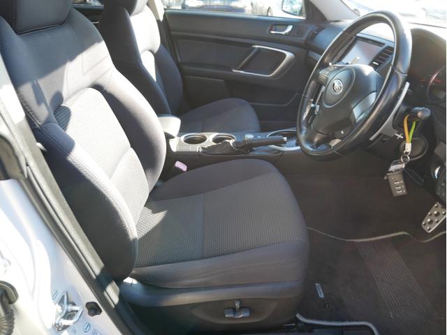 後期型　４ＷＤターボ　パドルシフト　プッシュスタート＆スマートキー　ＨＤＤナビ　バックカメラ　パワーシート　オートエアコン　ウィンカーミラー　ＳＩ−ＤＲＩＶＥ　パワーシート　ＥＴＣ