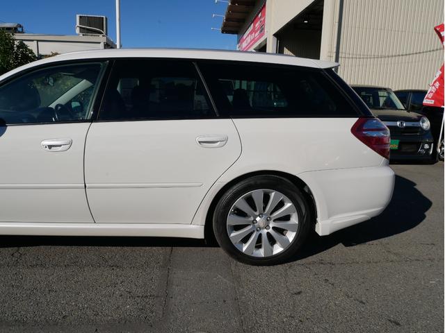 フリーダイヤル　００７８−６０４７−４２１８　携帯からもＯＫです。　お車の詳細やご質問・ご相談についてお電話でお答えします。　無料なのでお気軽にご連絡下さい。