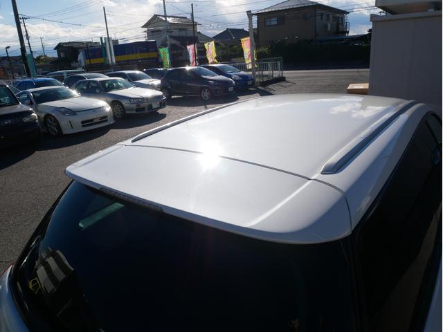 外装内装は私たち営業が自ら行います。自分たちで掃除をすることで手直しできること気がつくこともあります。　安心してお車を送り出せるように責任をもって仕上げさせていただきます。