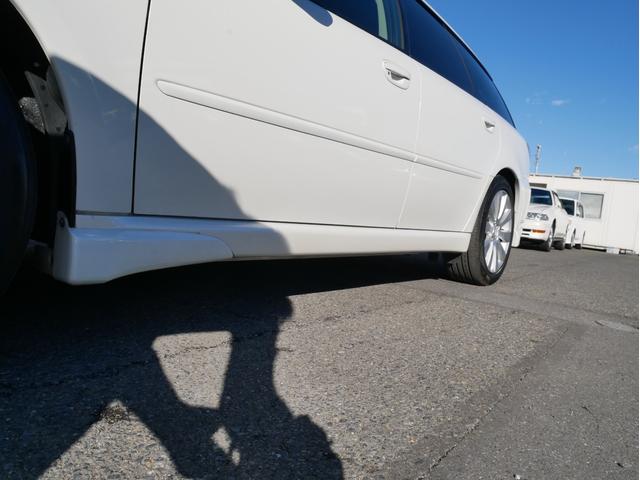 販売後の整備となります。　エンジンオイルの交換を初めとして整備士がしっかりと整備させていただきます。納車時には点検記録簿をお渡しいたします。