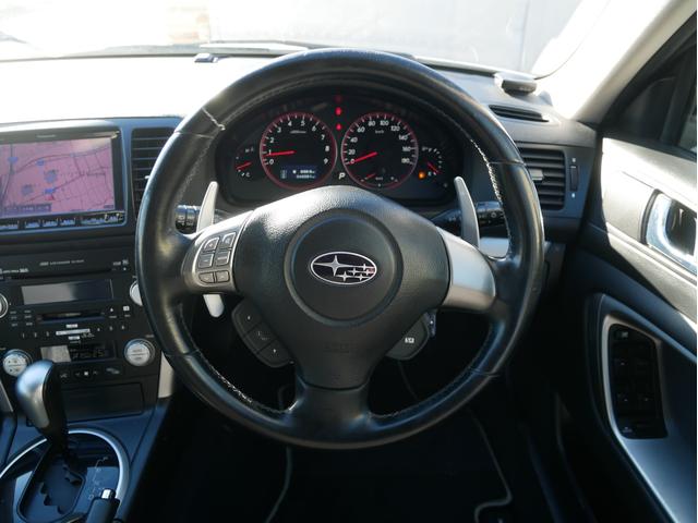 ご納車時には「磨き」「クリーニング」等を販売担当が仕上げさせていただきます。