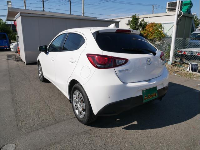 デミオ 15S 6速MT 純正SDナビ フルセグ DVD再生 プッシュスタート&スマートキー Bluetooth ステアリングスイッチ サイドエアバック ウィンカーミラー 1年保証付(22枚目)