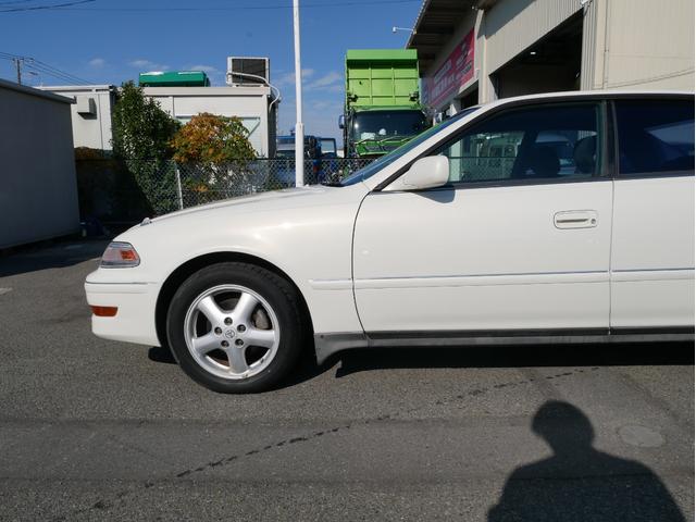 マークII ツアラーS 後期型 1JZ キーレス オートライトHID フォグランプ チルトハンドル 電動格納ミラー 純正16インチアルミ リアスポイラー ライトレベライザー Wエアバック&サイドエアバッグ ABS(25枚目)