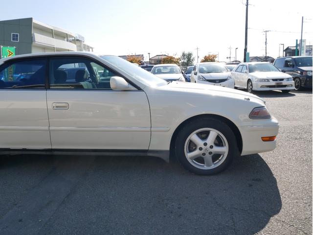 マークII ツアラーS 後期型 1JZ キーレス オートライトHID フォグランプ チルトハンドル 電動格納ミラー 純正16インチアルミ リアスポイラー ライトレベライザー Wエアバック&サイドエアバッグ ABS(28枚目)