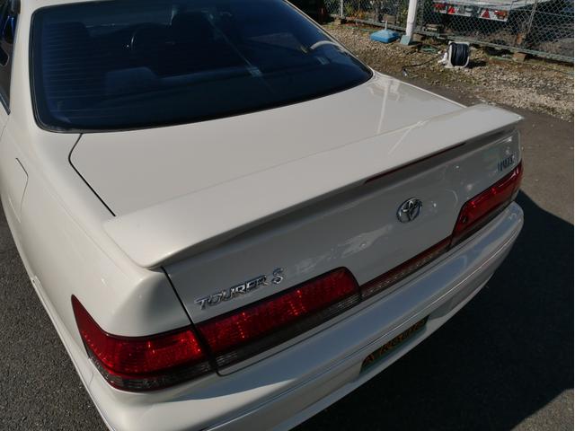 マークII ツアラーS 後期型 1JZ キーレス オートライトHID フォグランプ チルトハンドル 電動格納ミラー 純正16インチアルミ リアスポイラー ライトレベライザー Wエアバック&サイドエアバッグ ABS(41枚目)