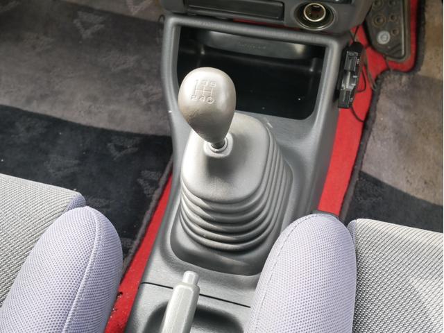 シャレードデ・トマソ ベースグレード　５速マニュアル　レカロシート　修復歴無し　外装仕上げ済　エアロ　ナルディステアリング　純正１４インチアルミ　タイミングベルト交換済　ＥＴＣ　パワーステステアリング　パワーウィンド（8枚目）