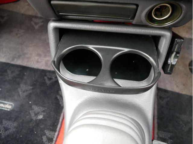 シャレードデ・トマソ ベースグレード　５速マニュアル　レカロシート　修復歴無し　外装仕上げ済　エアロ　ナルディステアリング　純正１４インチアルミ　タイミングベルト交換済　ＥＴＣ　パワーステステアリング　パワーウィンド（68枚目）