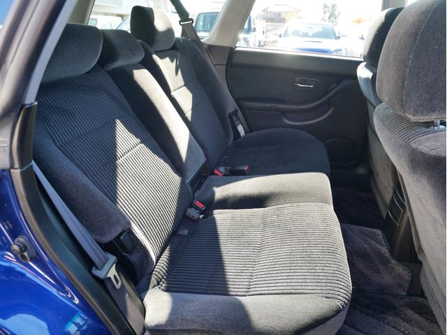 レガシィツーリングワゴン Ｂスポーツ　５速ＭＴ　後期型　キーレス　ＥＴＣ　オートエアコン　１５インチアルミ　ＭＯＭＯステアリング　Ｂｌｕｅｔｏｏｔｈ・ＵＳＢオーディオ　ＨＩＤ　フォグランプ　電動格納ミラー　Ｗエアバック　ＡＢＳ（13枚目）