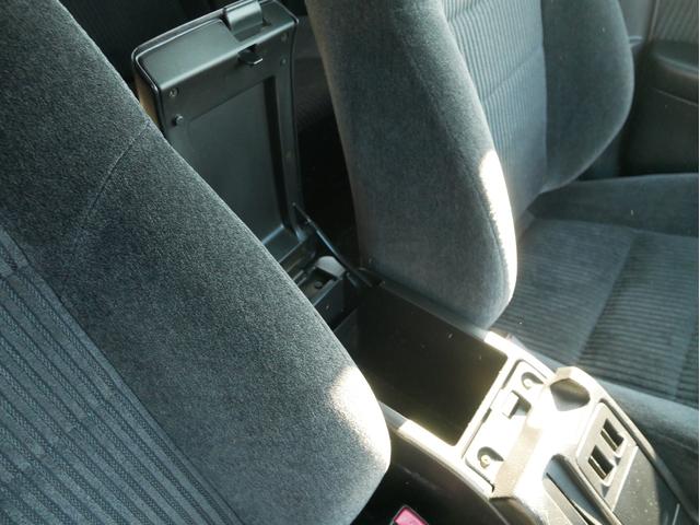 レガシィツーリングワゴン Ｂスポーツ　５速ＭＴ　後期型　キーレス　ＥＴＣ　オートエアコン　１５インチアルミ　ＭＯＭＯステアリング　Ｂｌｕｅｔｏｏｔｈ・ＵＳＢオーディオ　ＨＩＤ　フォグランプ　電動格納ミラー　Ｗエアバック　ＡＢＳ（70枚目）