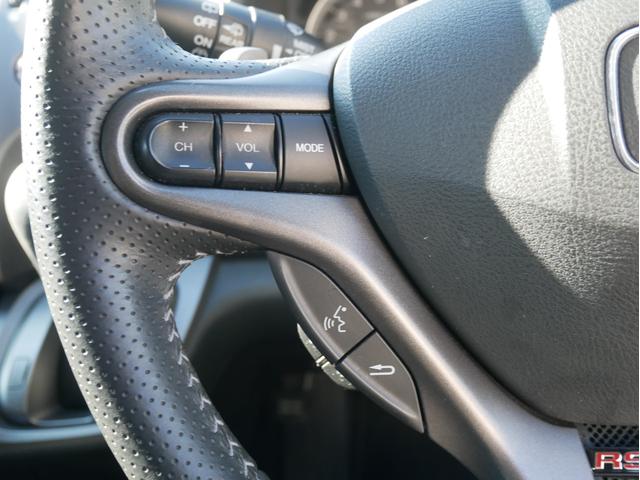 ストリーム ＲＳＺ　当店下取車　７人乗　パドルシフト　ＨＤＤナビ　バックカメラ　ミュージックサーバー　キーレス　ＥＴＣ　オートライトＨＩＤ　フォグランプ　オートエアコン　電動格納ミラー　エアロ　１７インチＡＷ　キーレス（12枚目）