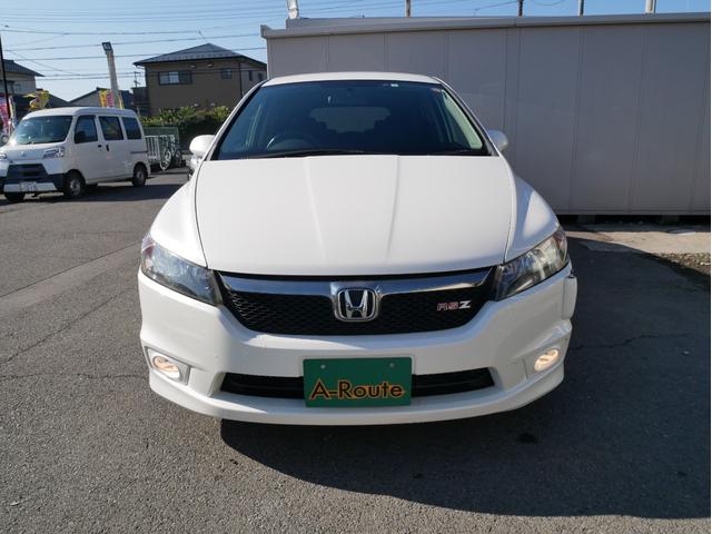 ストリーム ＲＳＺ　当店下取車　７人乗　パドルシフト　ＨＤＤナビ　バックカメラ　ミュージックサーバー　キーレス　ＥＴＣ　オートライトＨＩＤ　フォグランプ　オートエアコン　電動格納ミラー　エアロ　１７インチＡＷ　キーレス（17枚目）