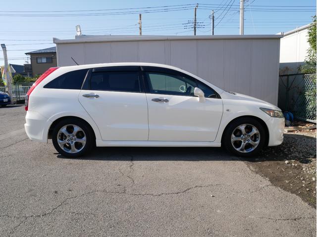 ストリーム ＲＳＺ　当店下取車　７人乗　パドルシフト　ＨＤＤナビ　バックカメラ　ミュージックサーバー　キーレス　ＥＴＣ　オートライトＨＩＤ　フォグランプ　オートエアコン　電動格納ミラー　エアロ　１７インチＡＷ　キーレス（20枚目）