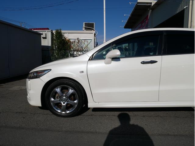 ストリーム ＲＳＺ　当店下取車　７人乗　パドルシフト　ＨＤＤナビ　バックカメラ　ミュージックサーバー　キーレス　ＥＴＣ　オートライトＨＩＤ　フォグランプ　オートエアコン　電動格納ミラー　エアロ　１７インチＡＷ　キーレス（25枚目）