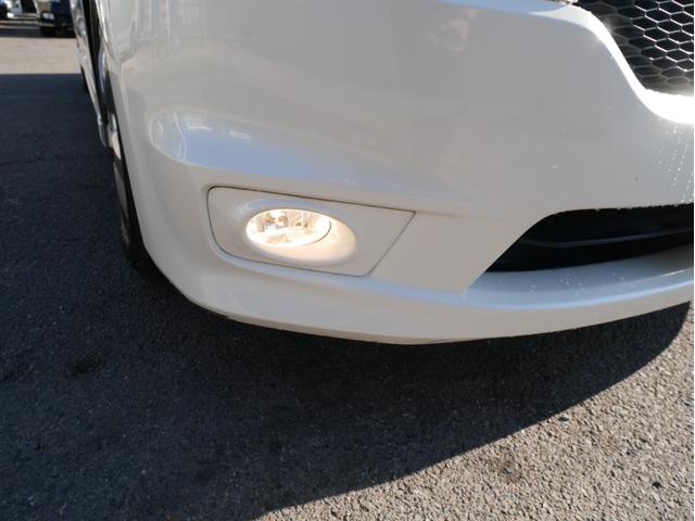 ストリーム ＲＳＺ　当店下取車　７人乗　パドルシフト　ＨＤＤナビ　バックカメラ　ミュージックサーバー　キーレス　ＥＴＣ　オートライトＨＩＤ　フォグランプ　オートエアコン　電動格納ミラー　エアロ　１７インチＡＷ　キーレス（33枚目）