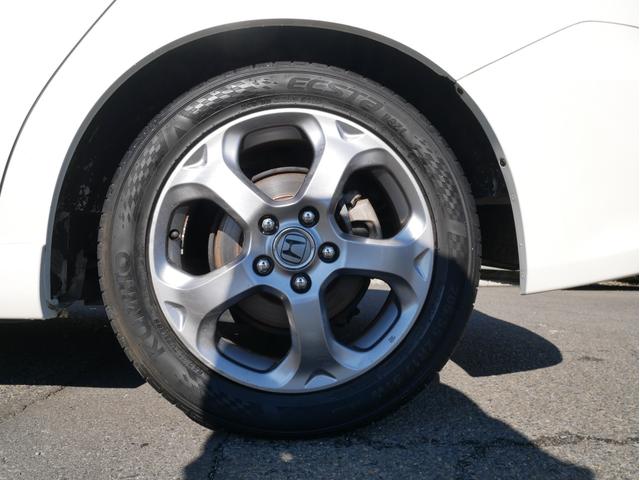 ストリーム ＲＳＺ　当店下取車　７人乗　パドルシフト　ＨＤＤナビ　バックカメラ　ミュージックサーバー　キーレス　ＥＴＣ　オートライトＨＩＤ　フォグランプ　オートエアコン　電動格納ミラー　エアロ　１７インチＡＷ　キーレス（53枚目）