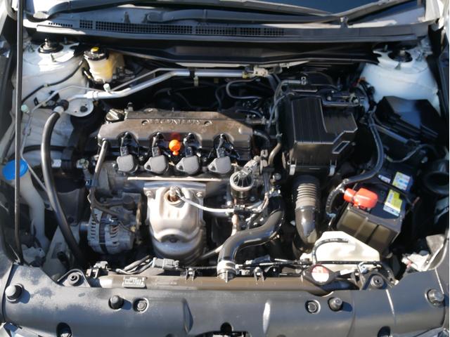 ストリーム ＲＳＺ　当店下取車　７人乗　パドルシフト　ＨＤＤナビ　バックカメラ　ミュージックサーバー　キーレス　ＥＴＣ　オートライトＨＩＤ　フォグランプ　オートエアコン　電動格納ミラー　エアロ　１７インチＡＷ　キーレス（59枚目）