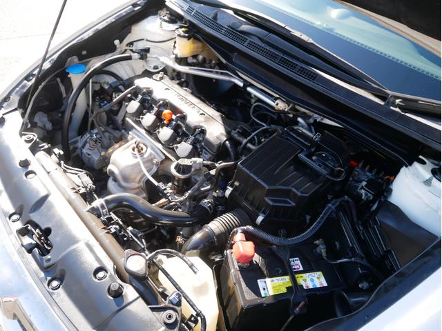 ストリーム ＲＳＺ　当店下取車　７人乗　パドルシフト　ＨＤＤナビ　バックカメラ　ミュージックサーバー　キーレス　ＥＴＣ　オートライトＨＩＤ　フォグランプ　オートエアコン　電動格納ミラー　エアロ　１７インチＡＷ　キーレス（60枚目）