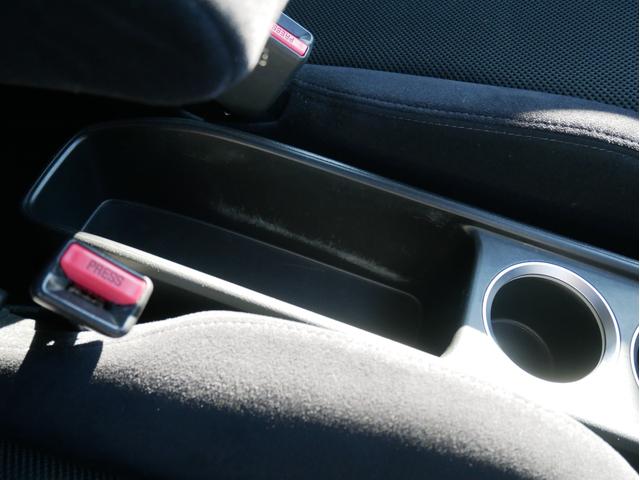 ストリーム ＲＳＺ　当店下取車　７人乗　パドルシフト　ＨＤＤナビ　バックカメラ　ミュージックサーバー　キーレス　ＥＴＣ　オートライトＨＩＤ　フォグランプ　オートエアコン　電動格納ミラー　エアロ　１７インチＡＷ　キーレス（66枚目）