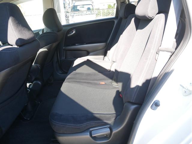 ストリーム ＲＳＺ　当店下取車　７人乗　パドルシフト　ＨＤＤナビ　バックカメラ　ミュージックサーバー　キーレス　ＥＴＣ　オートライトＨＩＤ　フォグランプ　オートエアコン　電動格納ミラー　エアロ　１７インチＡＷ　キーレス（71枚目）