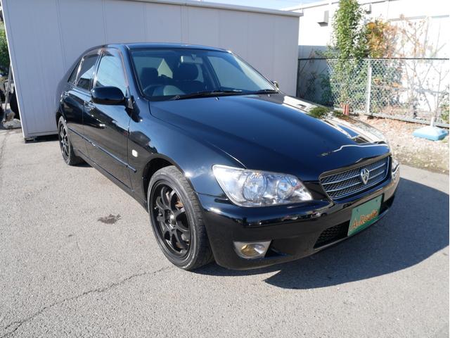 アルテッツァ ＲＳ２００　リミテッドＩＩ　６速マニュアル　後期型　３Ｓ　ＢＥＡＭＳ　ＤＶＤナビ　ＥＴＣ　１７インチアルミ　キーレス　オートエアコン　電動格納ミラー　オートライトＨＩＤ　フォグランプ　チルトハンドル　Ｗエアバック　ＡＢＳ（18枚目）