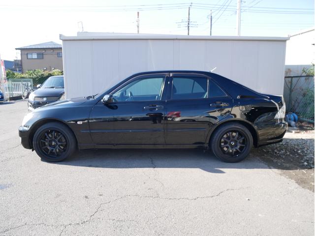 アルテッツァ ＲＳ２００　リミテッドＩＩ　６速マニュアル　後期型　３Ｓ　ＢＥＡＭＳ　ＤＶＤナビ　ＥＴＣ　１７インチアルミ　キーレス　オートエアコン　電動格納ミラー　オートライトＨＩＤ　フォグランプ　チルトハンドル　Ｗエアバック　ＡＢＳ（19枚目）