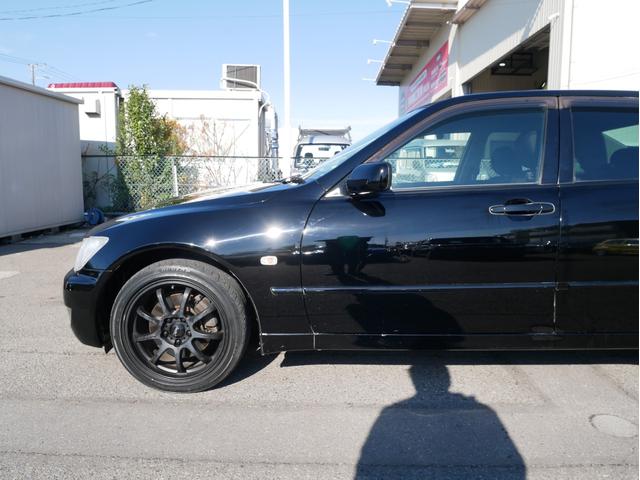 アルテッツァ ＲＳ２００　リミテッドＩＩ　６速マニュアル　後期型　３Ｓ　ＢＥＡＭＳ　ＤＶＤナビ　ＥＴＣ　１７インチアルミ　キーレス　オートエアコン　電動格納ミラー　オートライトＨＩＤ　フォグランプ　チルトハンドル　Ｗエアバック　ＡＢＳ（24枚目）