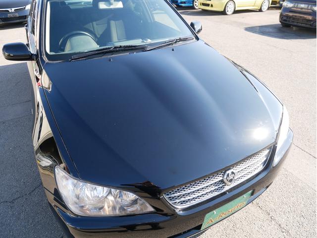 アルテッツァ ＲＳ２００　リミテッドＩＩ　６速マニュアル　後期型　３Ｓ　ＢＥＡＭＳ　ＤＶＤナビ　ＥＴＣ　１７インチアルミ　キーレス　オートエアコン　電動格納ミラー　オートライトＨＩＤ　フォグランプ　チルトハンドル　Ｗエアバック　ＡＢＳ（34枚目）