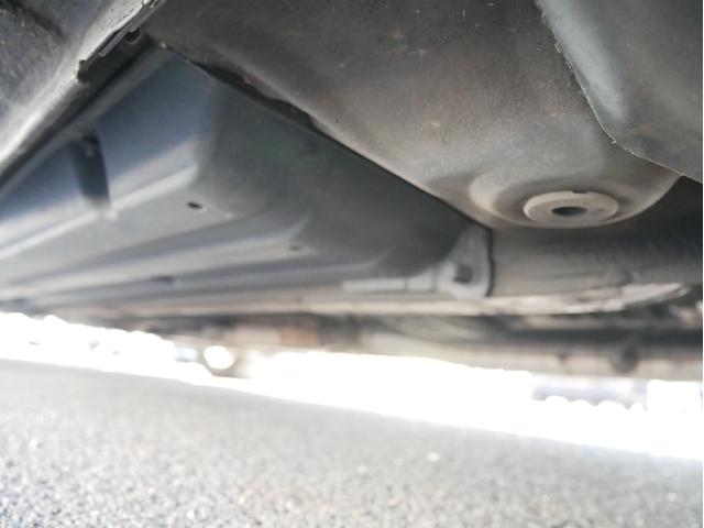 アルテッツァ ＲＳ２００　リミテッドＩＩ　６速マニュアル　後期型　３Ｓ　ＢＥＡＭＳ　ＤＶＤナビ　ＥＴＣ　１７インチアルミ　キーレス　オートエアコン　電動格納ミラー　オートライトＨＩＤ　フォグランプ　チルトハンドル　Ｗエアバック　ＡＢＳ（57枚目）