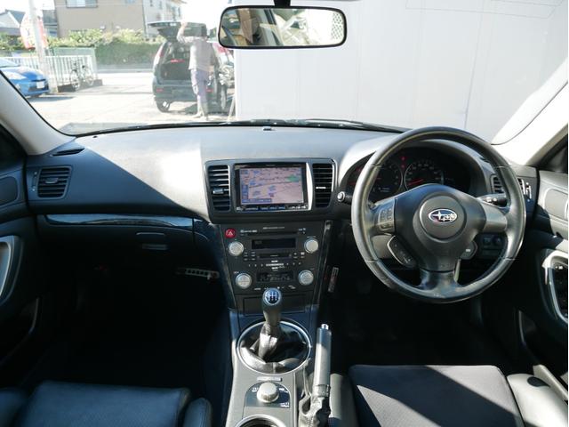 レガシィツーリングワゴン ２．０ＧＴ　５速ＭＴ　後期型　革シート　パワーシート　ＳＩ－ＤＲＩＶＥ　ＨＤＤナビ　フルセグ　ＥＴＣ　キーレス　ウィンカーミラー　ＨＩＤ　フォグランプ　ステリングスイッチ　純正１７インチアルミ　１年保証付（6枚目）