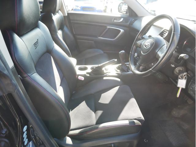 レガシィツーリングワゴン ２．０ＧＴ　５速ＭＴ　後期型　革シート　パワーシート　ＳＩ－ＤＲＩＶＥ　ＨＤＤナビ　フルセグ　ＥＴＣ　キーレス　ウィンカーミラー　ＨＩＤ　フォグランプ　ステリングスイッチ　純正１７インチアルミ　１年保証付（14枚目）