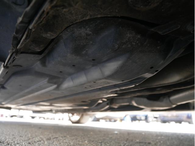 レガシィツーリングワゴン ２．０ＧＴ　５速ＭＴ　後期型　革シート　パワーシート　ＳＩ－ＤＲＩＶＥ　ＨＤＤナビ　フルセグ　ＥＴＣ　キーレス　ウィンカーミラー　ＨＩＤ　フォグランプ　ステリングスイッチ　純正１７インチアルミ　１年保証付（59枚目）