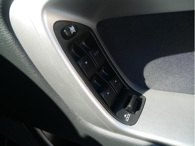 レガシィツーリングワゴン ２．０ＧＴ　５速ＭＴ　後期型　革シート　パワーシート　ＳＩ－ＤＲＩＶＥ　ＨＤＤナビ　フルセグ　ＥＴＣ　キーレス　ウィンカーミラー　ＨＩＤ　フォグランプ　ステリングスイッチ　純正１７インチアルミ　１年保証付（67枚目）